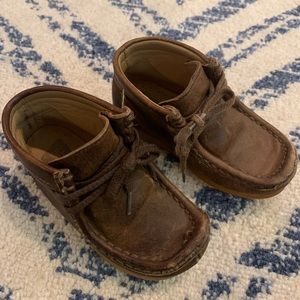 Little Boys Clark’s Wallabees